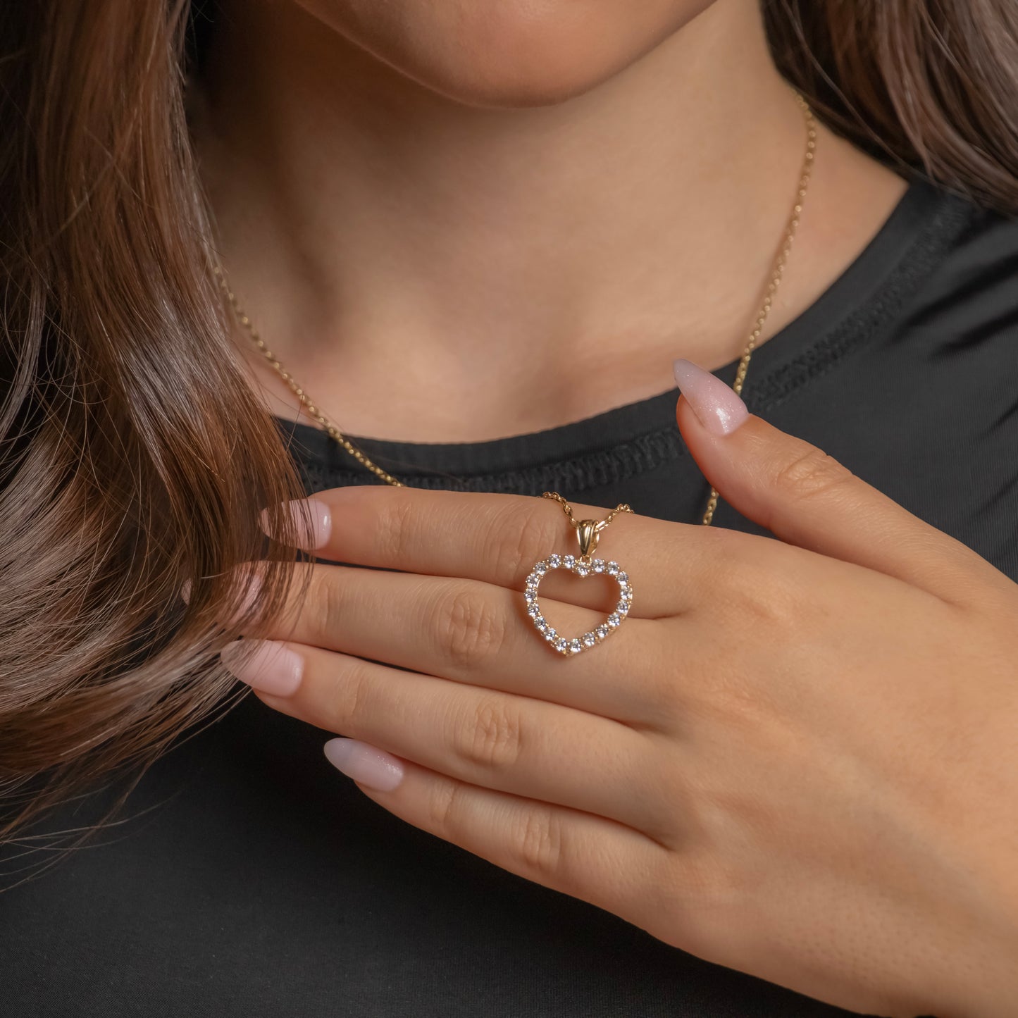 Diamond Heart Outline Pendant In 14K Solid Gold